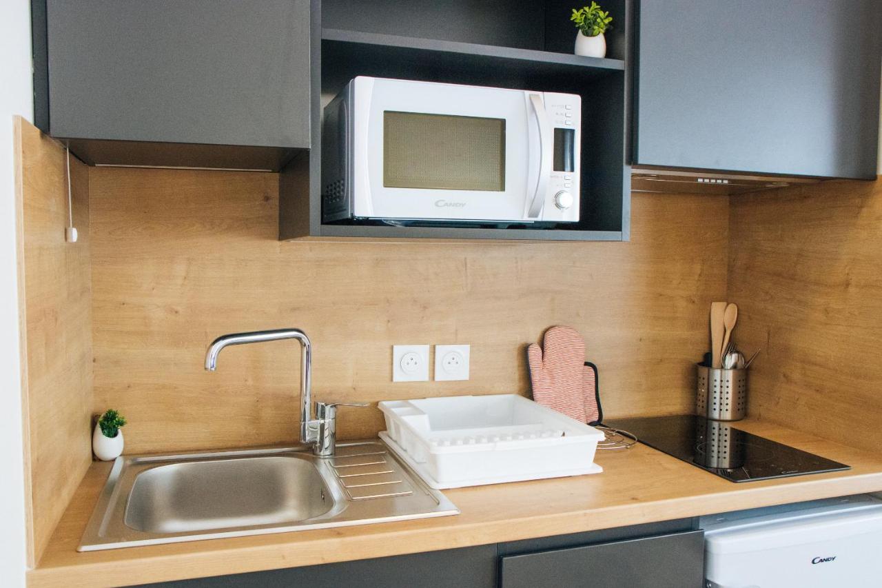 Twenty Business Flats Beziers Aparthotel Bagian luar foto