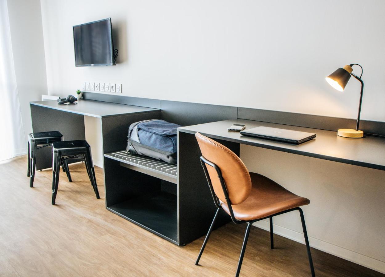 Twenty Business Flats Beziers Aparthotel Bagian luar foto